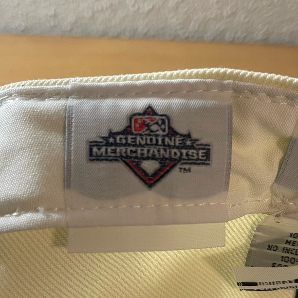 New Era Fitted Hat - Picture 4 of 6